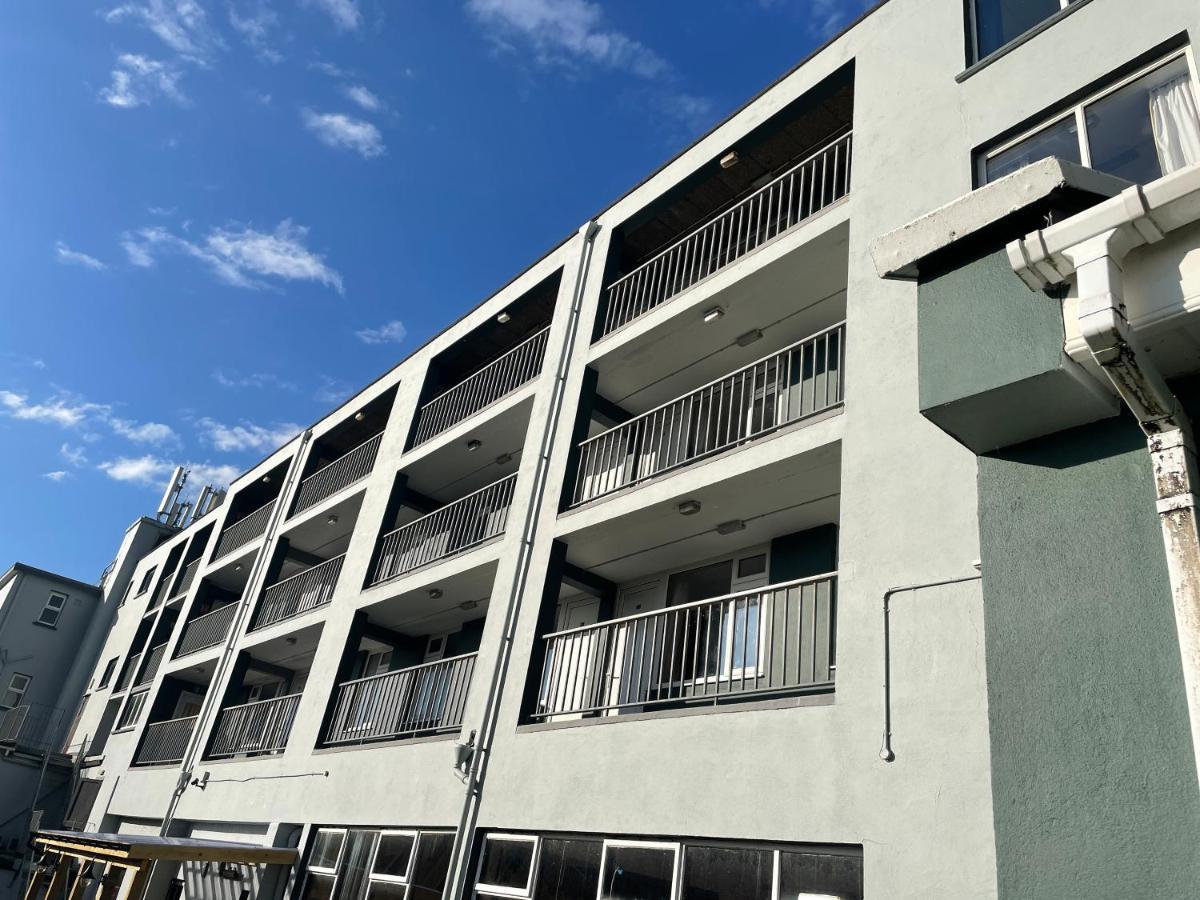 Atlantic Apartotel バンドラン エクステリア 写真
