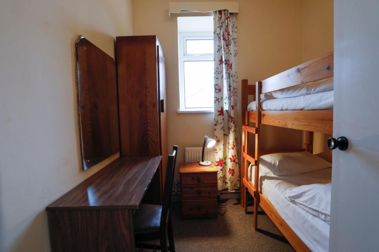 Atlantic Apartotel バンドラン エクステリア 写真